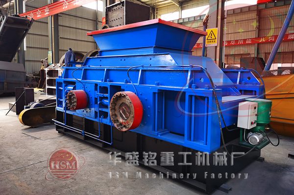 砂廠對(duì)輥破碎機(jī)